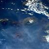 Hermosa imagen !   Las Islas Galapagos vistas desde el espacio. En la foto son visibles al menos unos seis (6) volcanes de estas islas ubicadas al oeste de Ecuador, Sur America. Captada desde la Estacion Espacial el viernes 28 de mayo del 2010.
